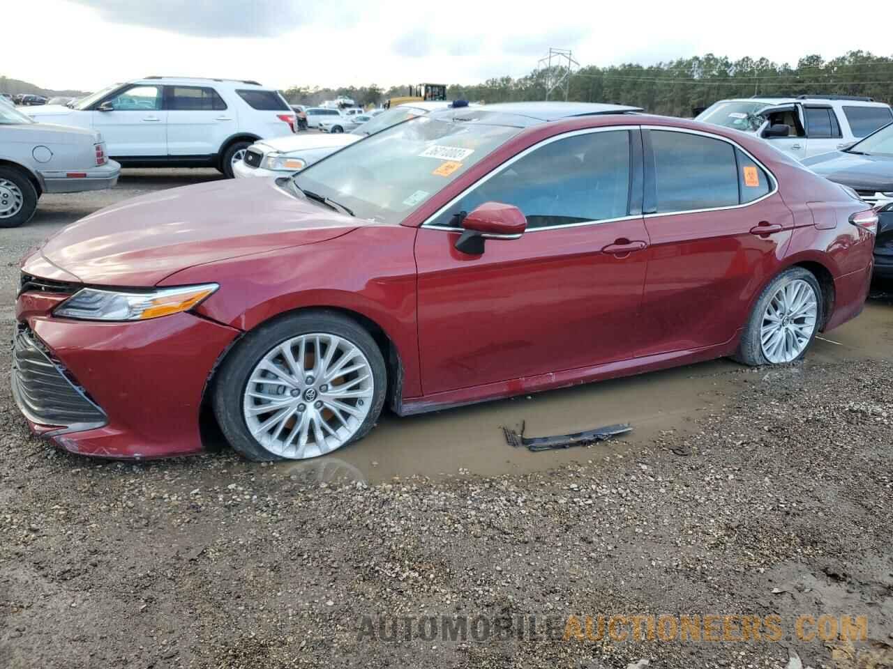 4T1B11HK9JU549221 TOYOTA CAMRY 2018