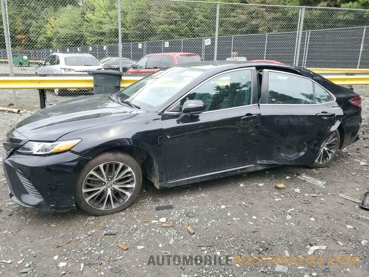 4T1B11HK9JU549784 TOYOTA CAMRY 2018