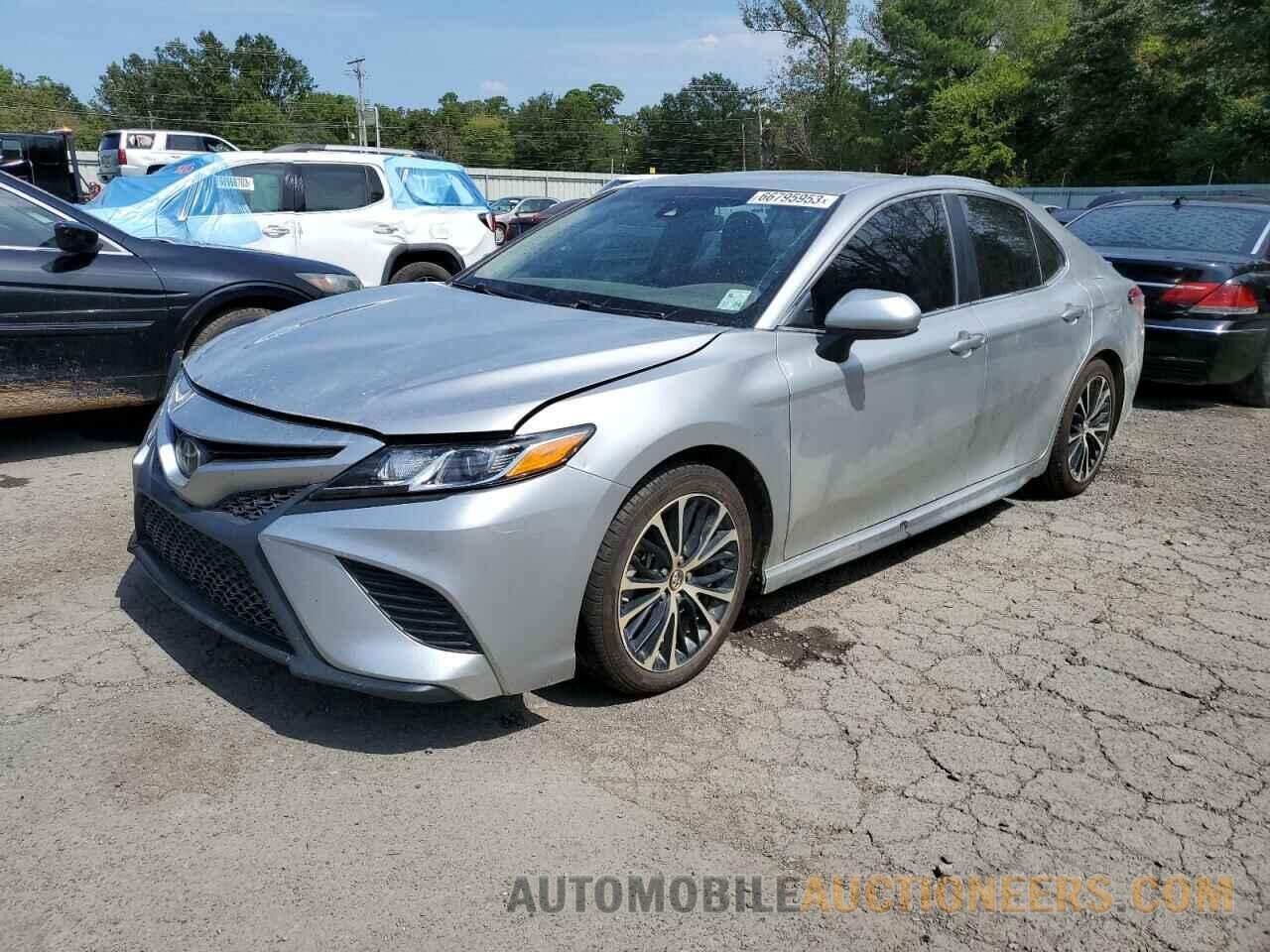 4T1B11HK9JU554872 TOYOTA CAMRY 2018