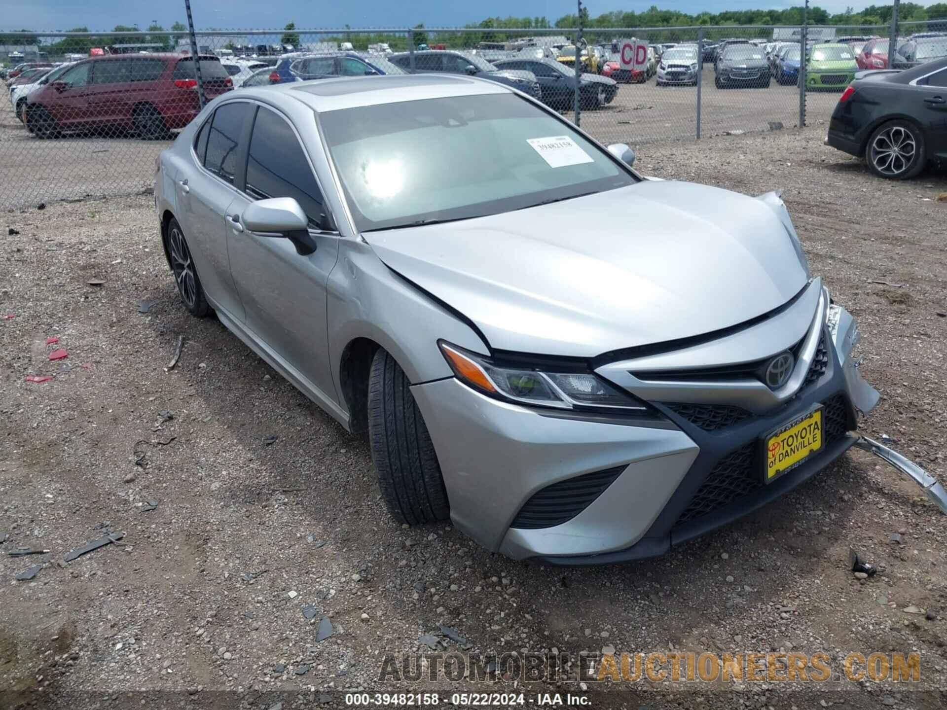 4T1B11HK9JU556265 TOYOTA CAMRY 2018