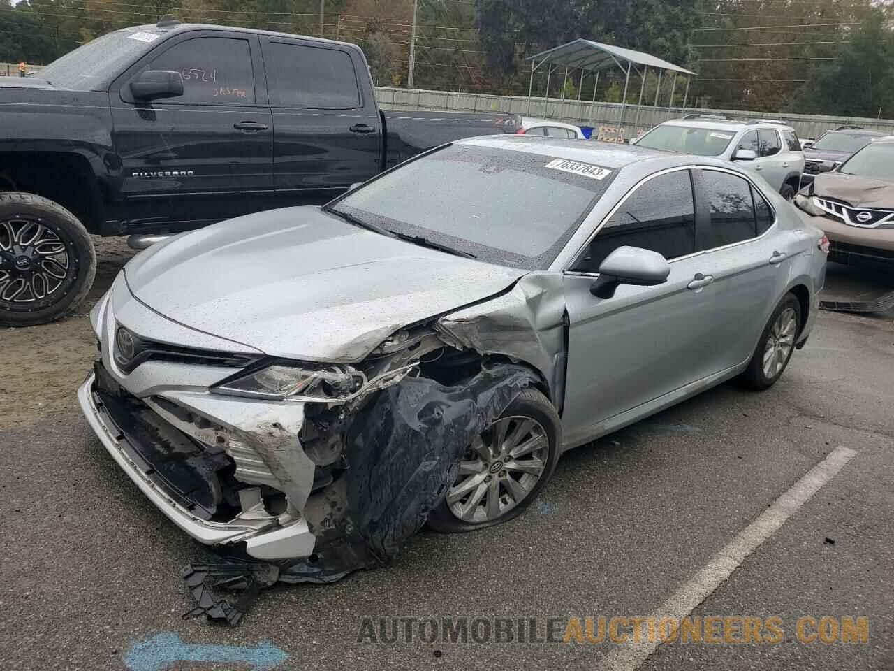 4T1B11HK9JU556301 TOYOTA CAMRY 2018