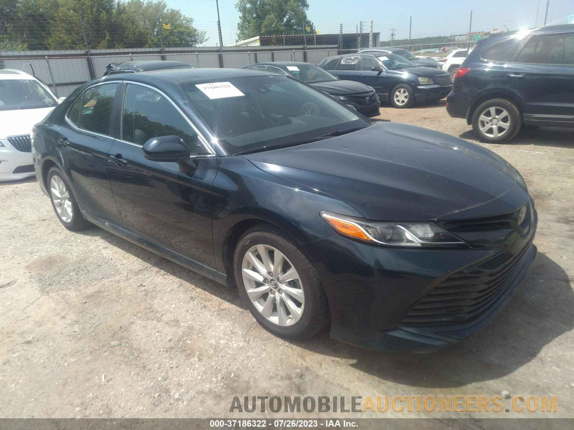 4T1B11HK9JU559389 TOYOTA CAMRY 2018