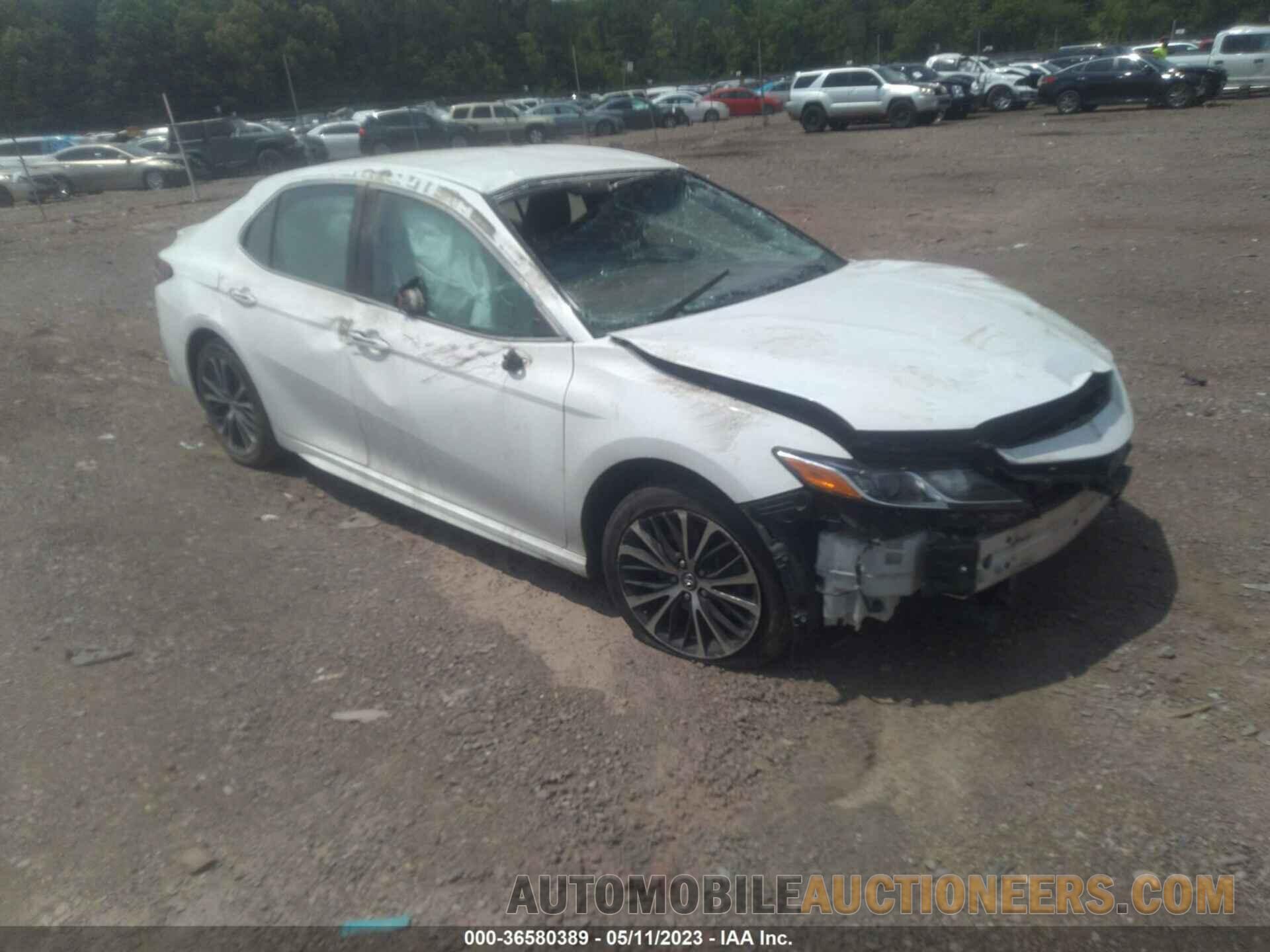 4T1B11HK9JU567895 TOYOTA CAMRY 2018