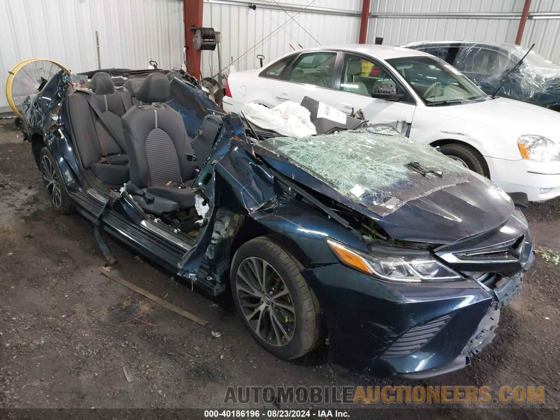 4T1B11HK9JU572238 TOYOTA CAMRY 2018