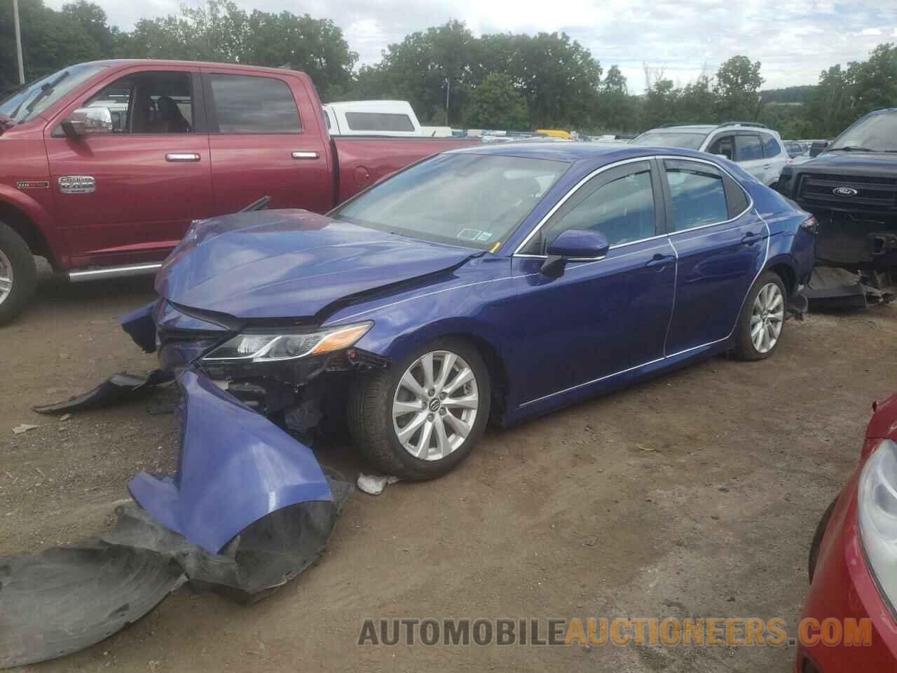 4T1B11HK9JU577388 TOYOTA CAMRY 2018