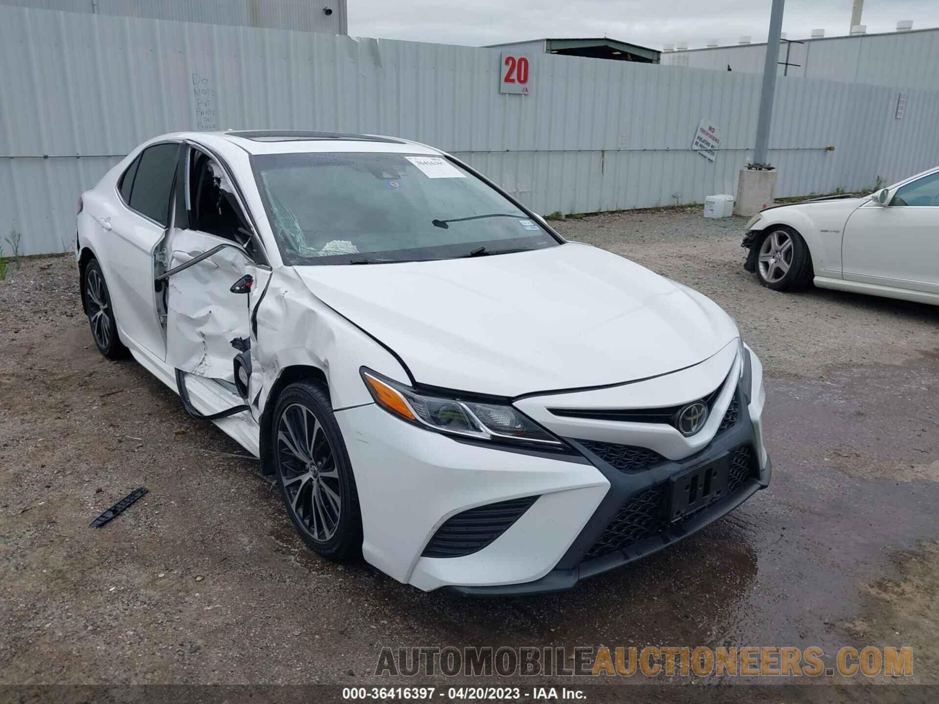 4T1B11HK9JU584650 TOYOTA CAMRY 2018