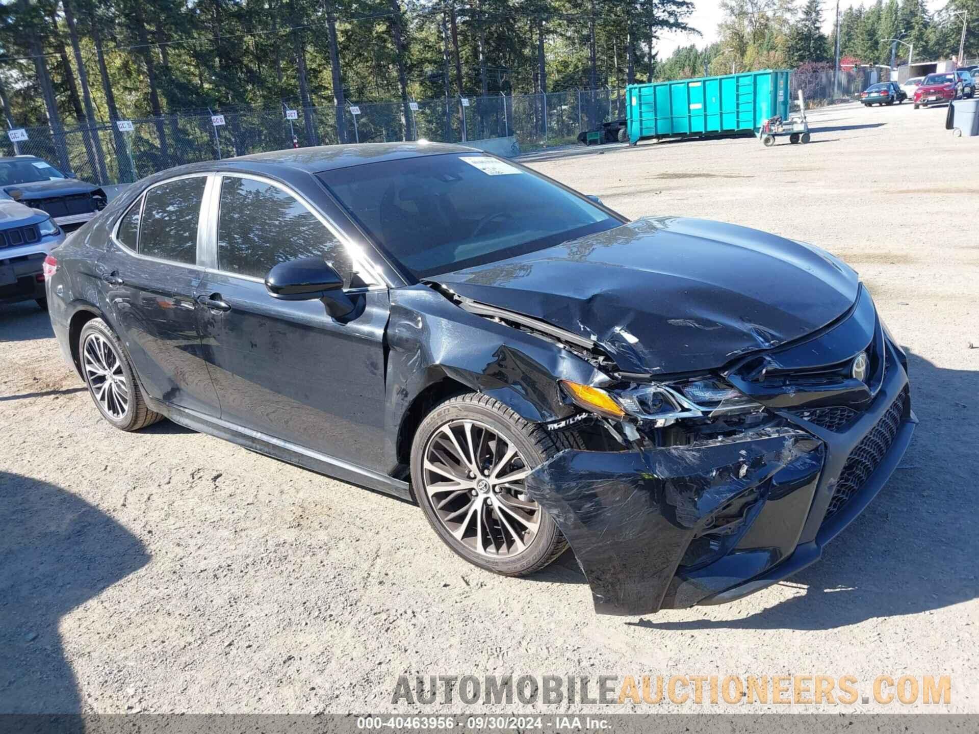 4T1B11HK9JU586186 TOYOTA CAMRY 2018