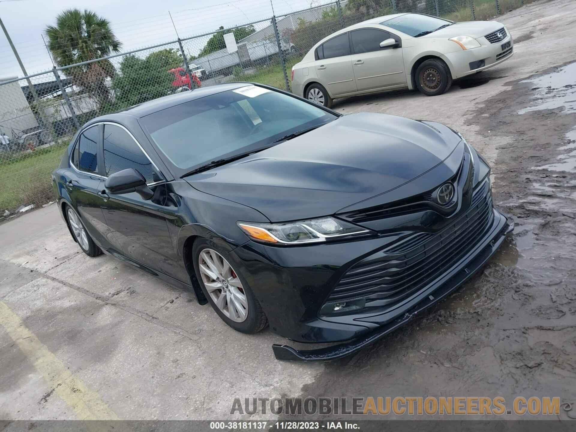 4T1B11HK9JU603973 TOYOTA CAMRY 2018