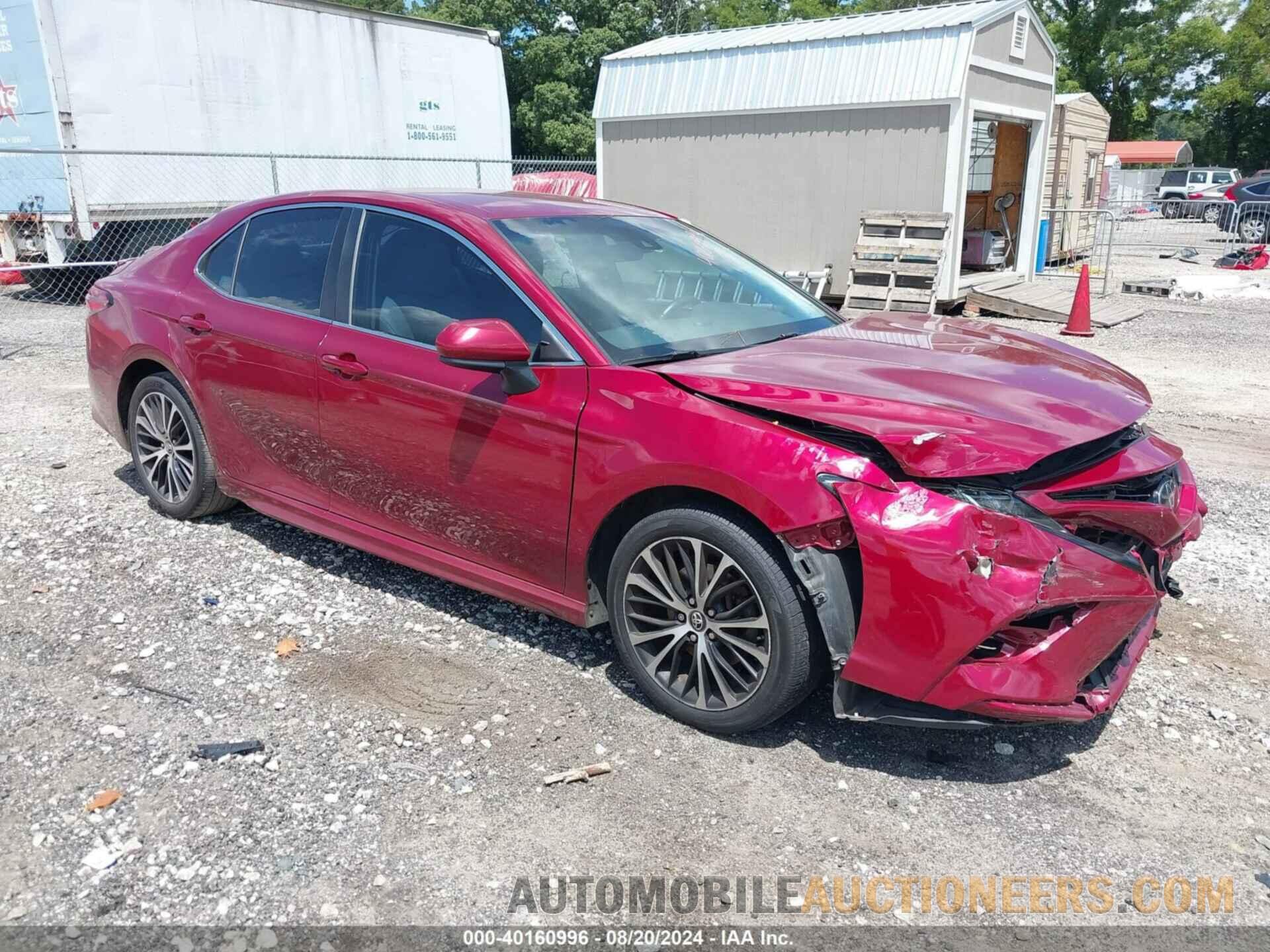 4T1B11HK9JU606050 TOYOTA CAMRY 2018