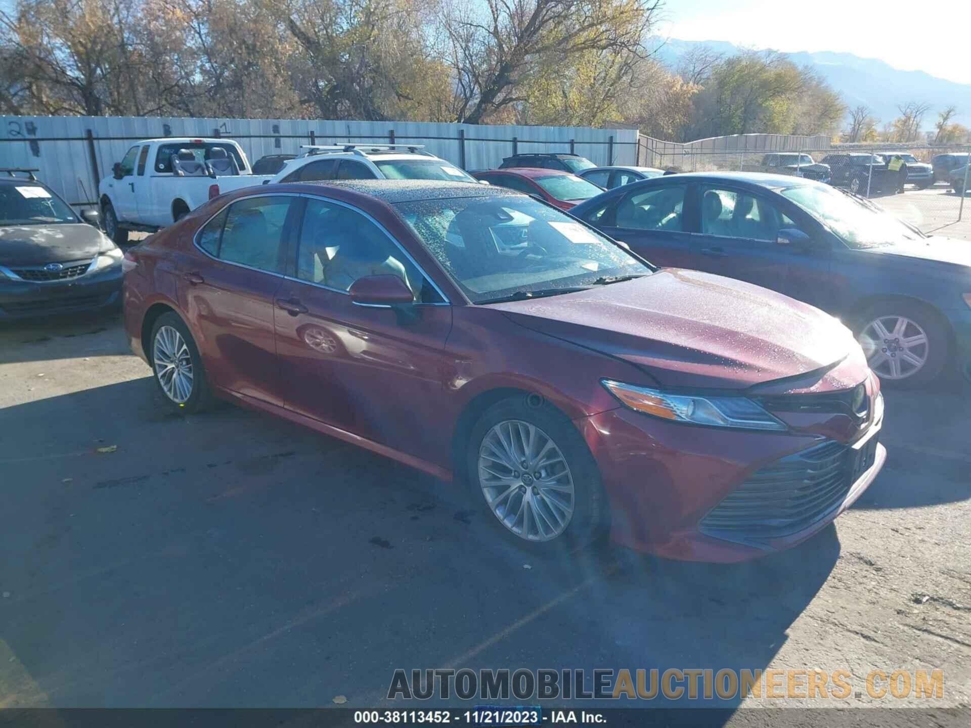 4T1B11HK9JU610552 TOYOTA CAMRY 2018