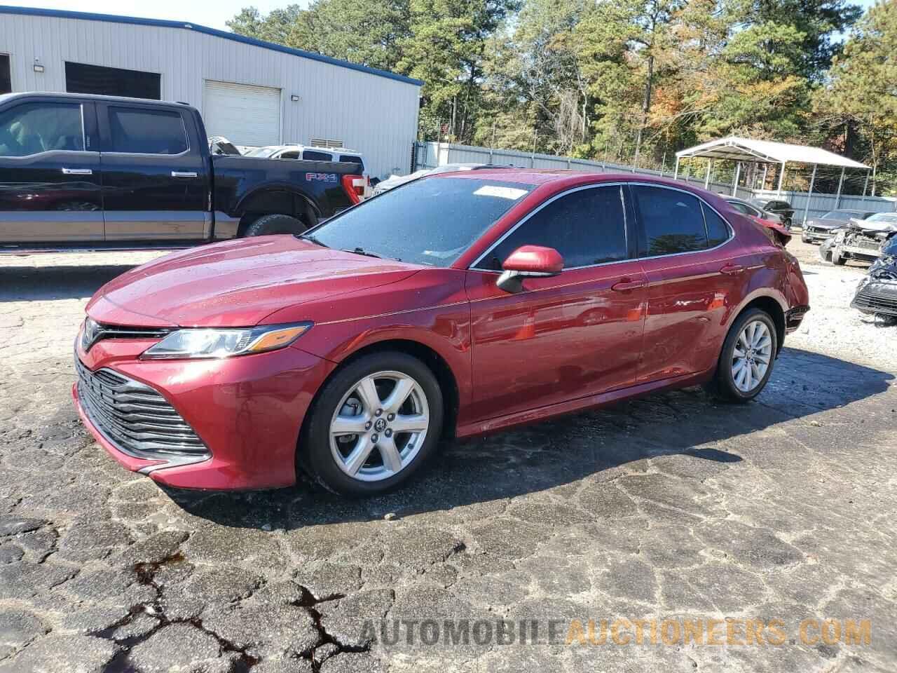 4T1B11HK9JU611295 TOYOTA CAMRY 2018