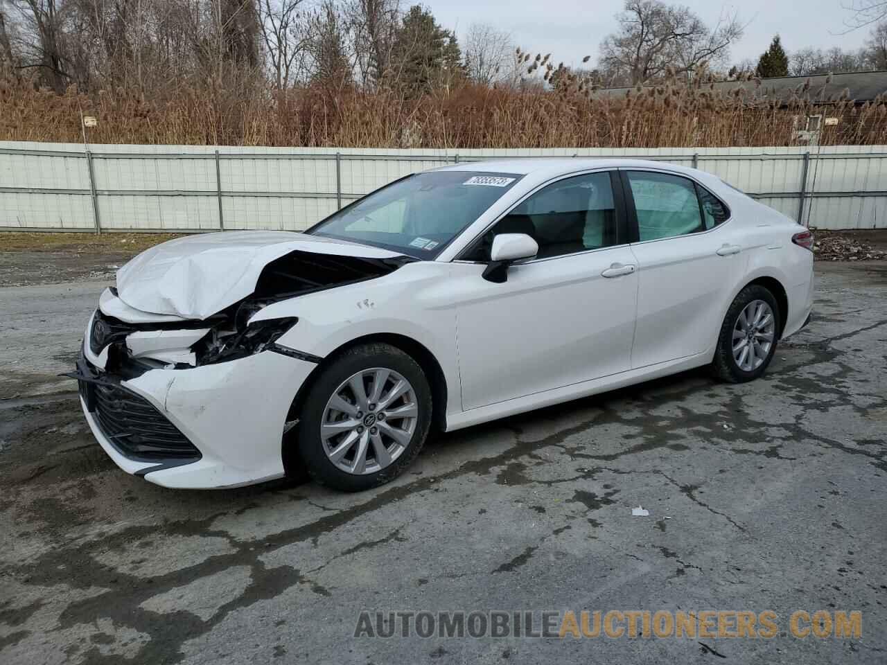 4T1B11HK9JU611748 TOYOTA CAMRY 2018