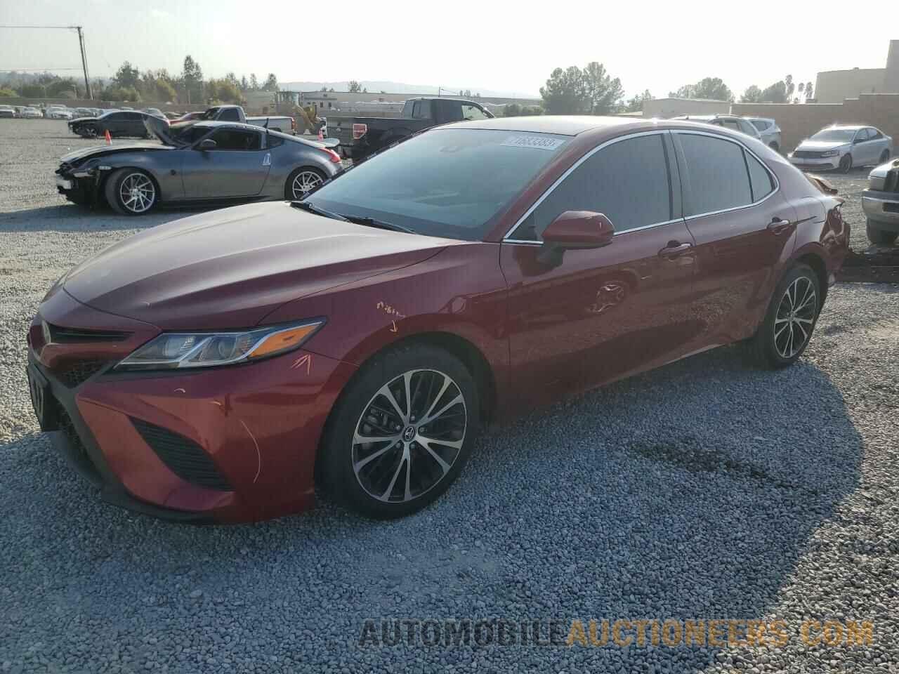 4T1B11HK9JU614746 TOYOTA CAMRY 2018