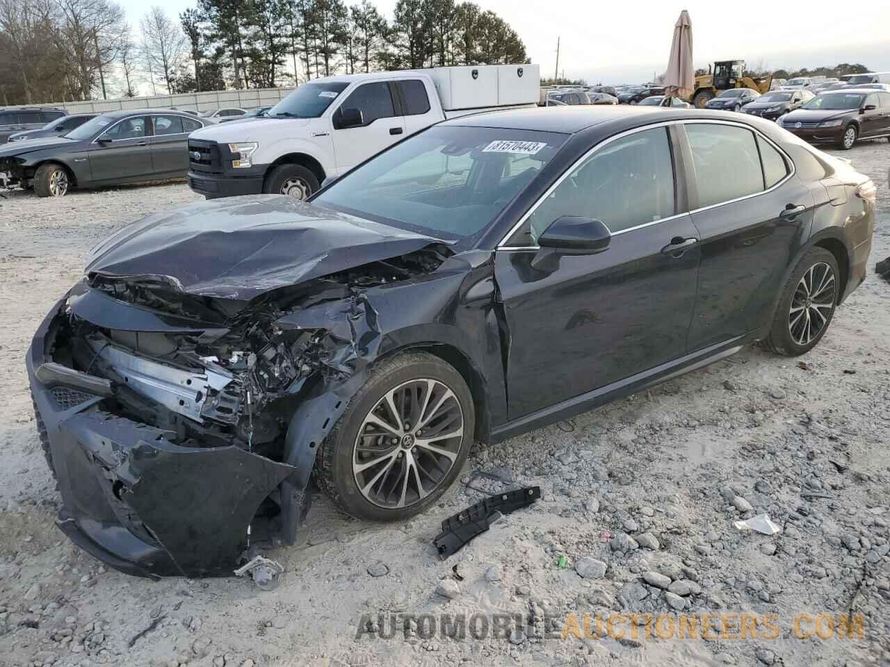 4T1B11HK9JU616299 TOYOTA CAMRY 2018