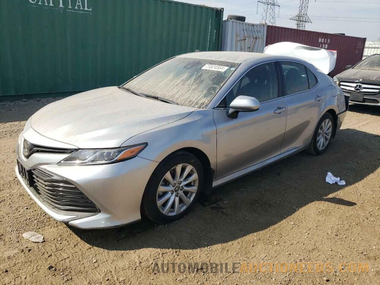 4T1B11HK9JU622751 TOYOTA CAMRY 2018