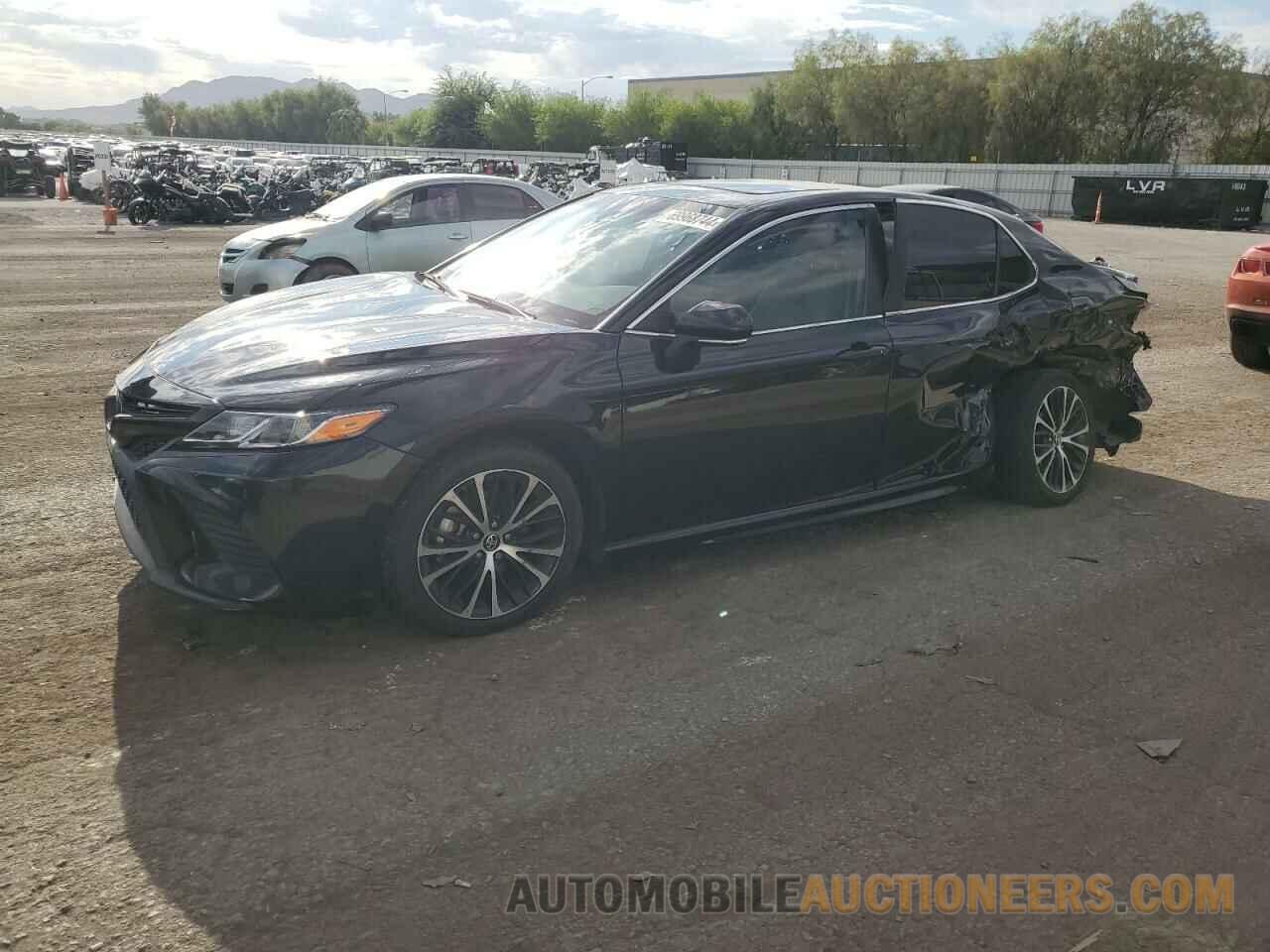 4T1B11HK9JU622779 TOYOTA CAMRY 2018