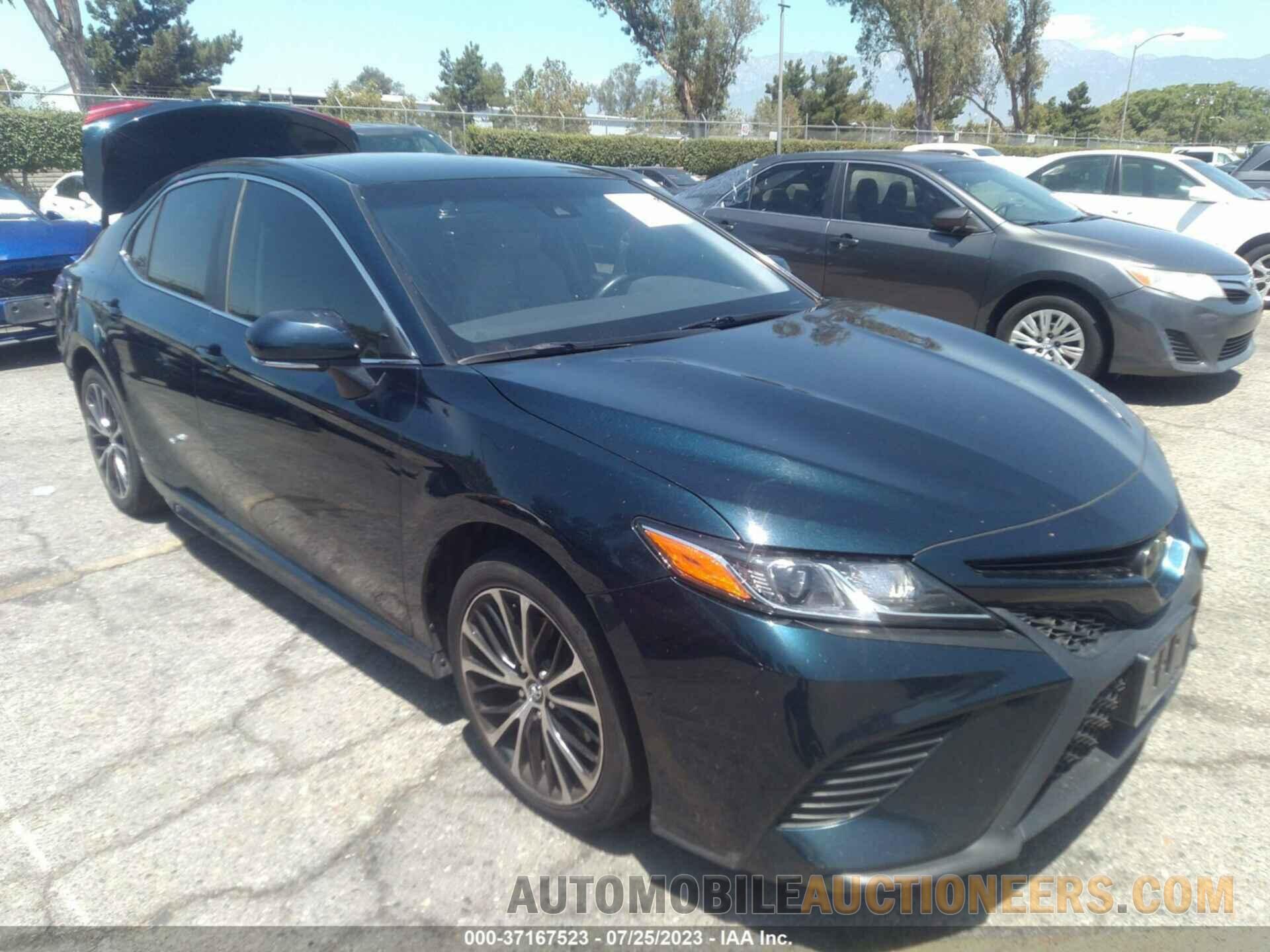 4T1B11HK9JU626153 TOYOTA CAMRY 2018