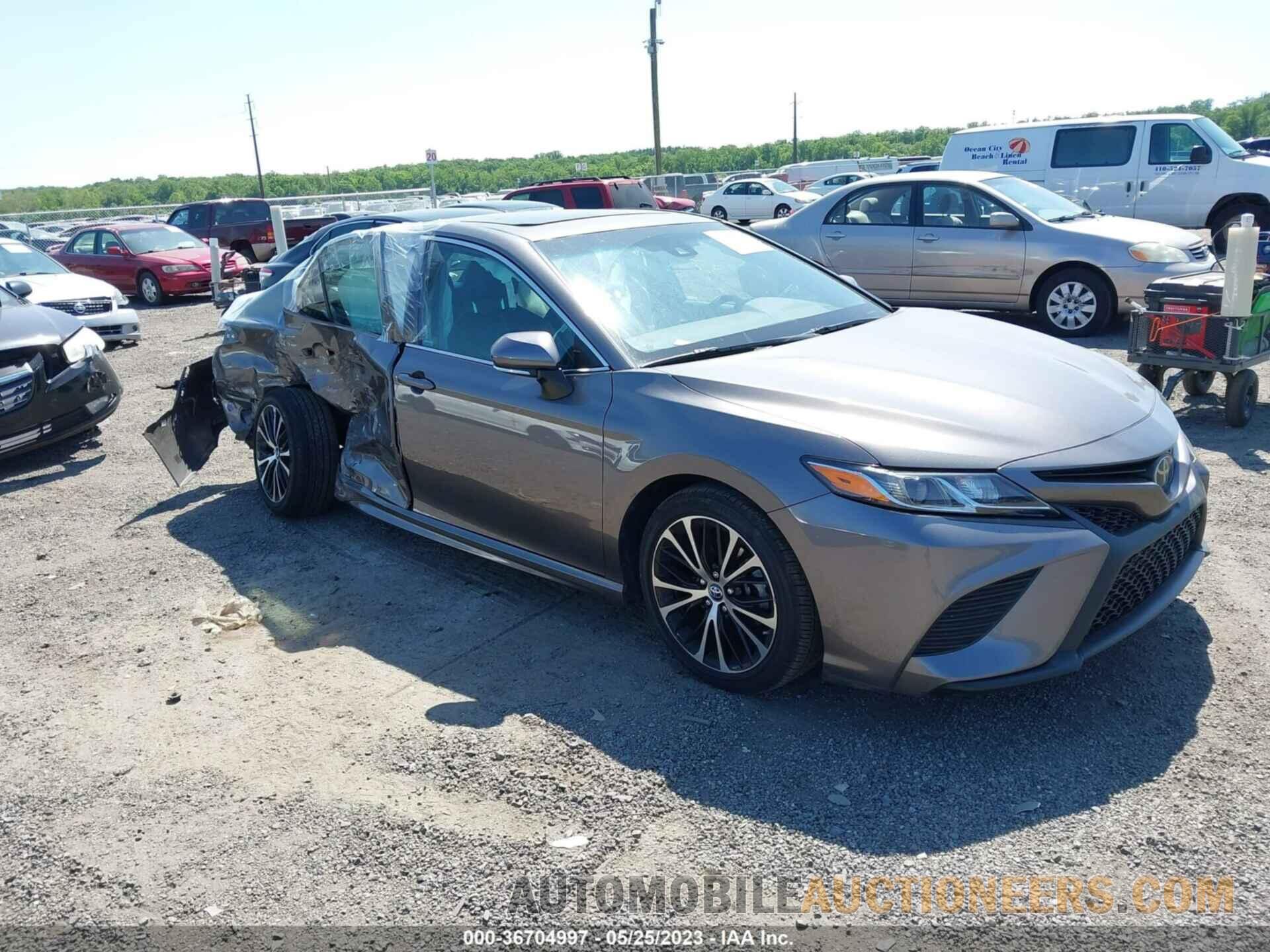 4T1B11HK9JU626783 TOYOTA CAMRY 2018