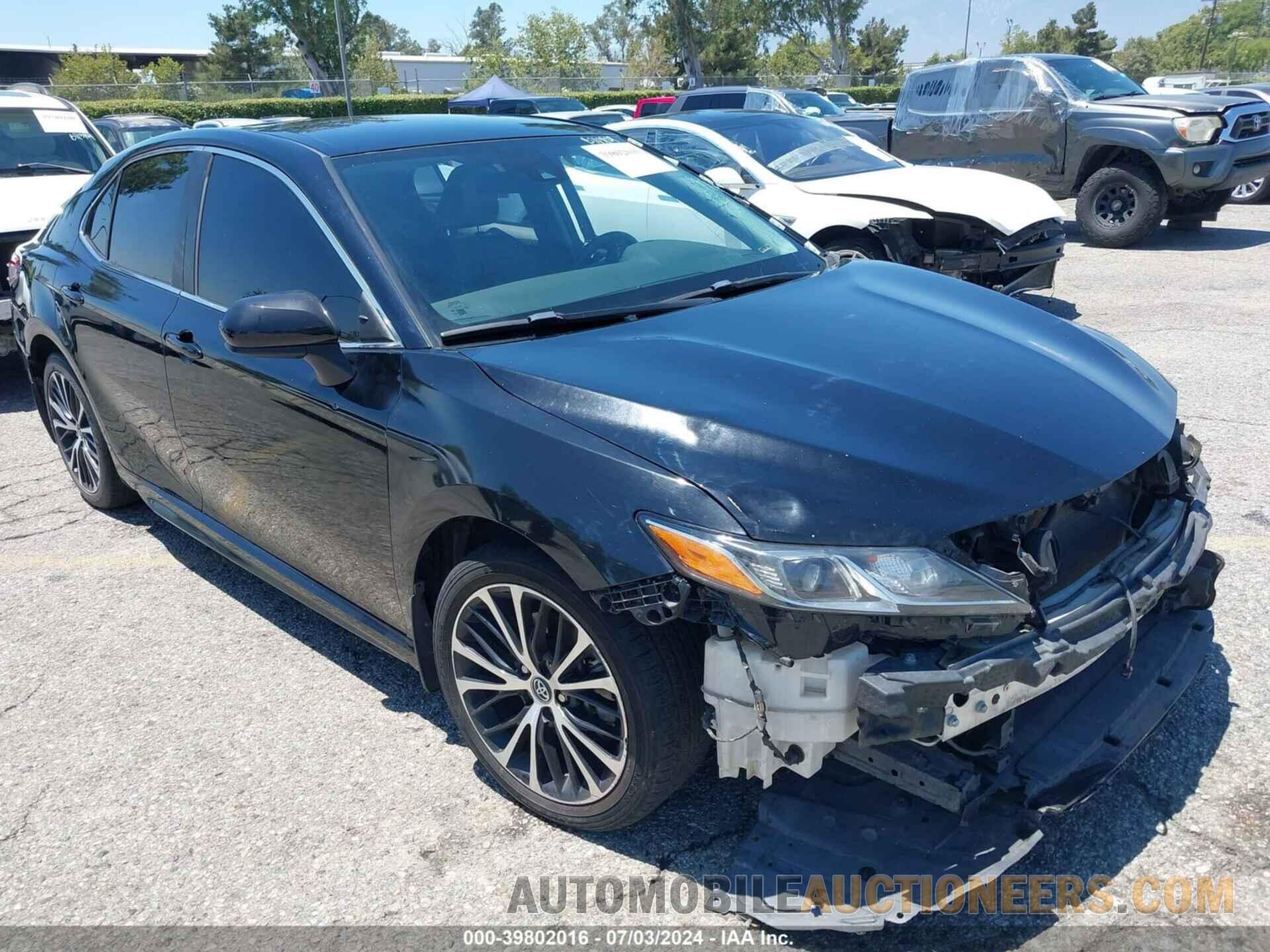 4T1B11HK9JU626850 TOYOTA CAMRY 2018