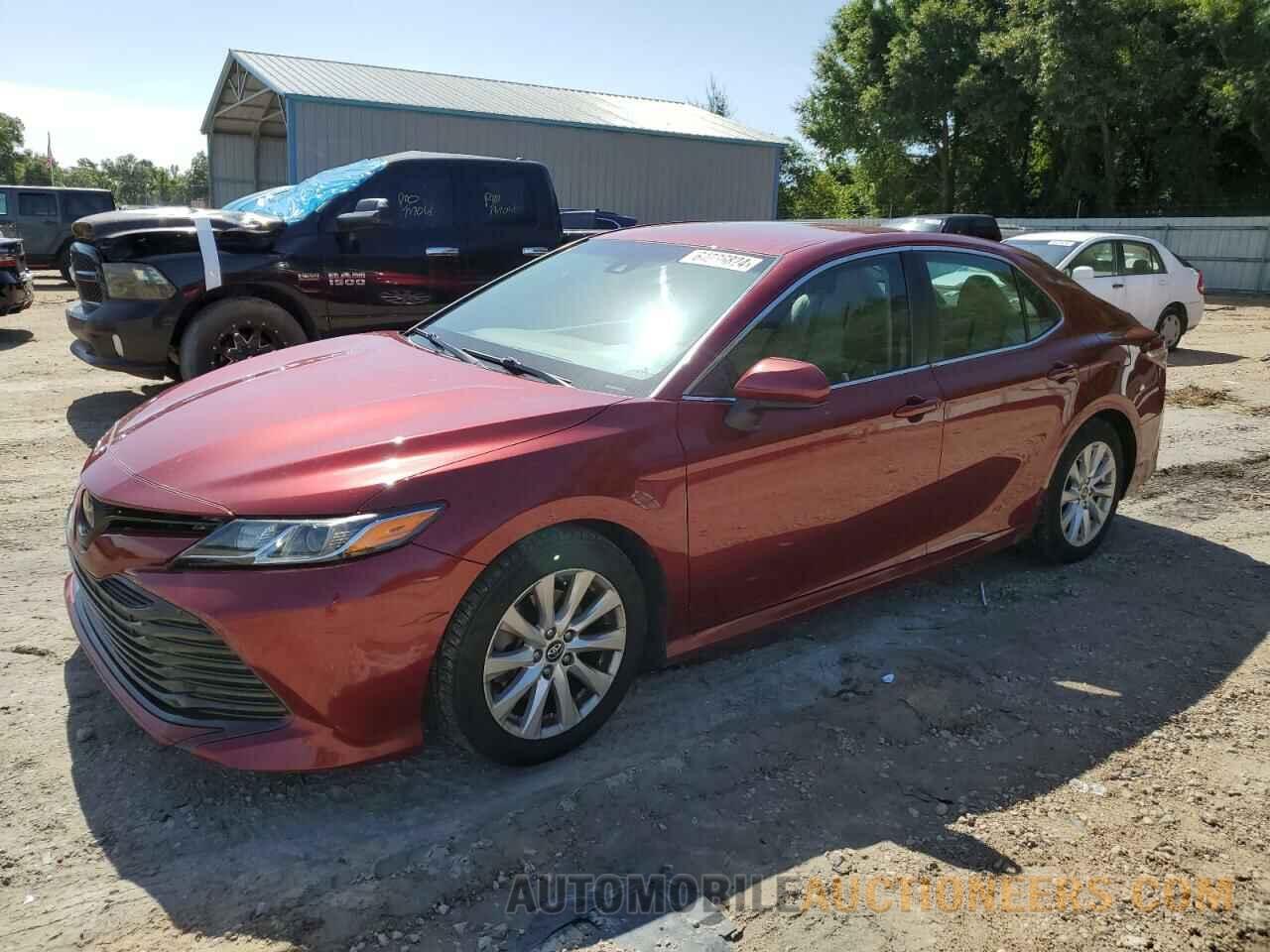 4T1B11HK9JU626878 TOYOTA CAMRY 2018