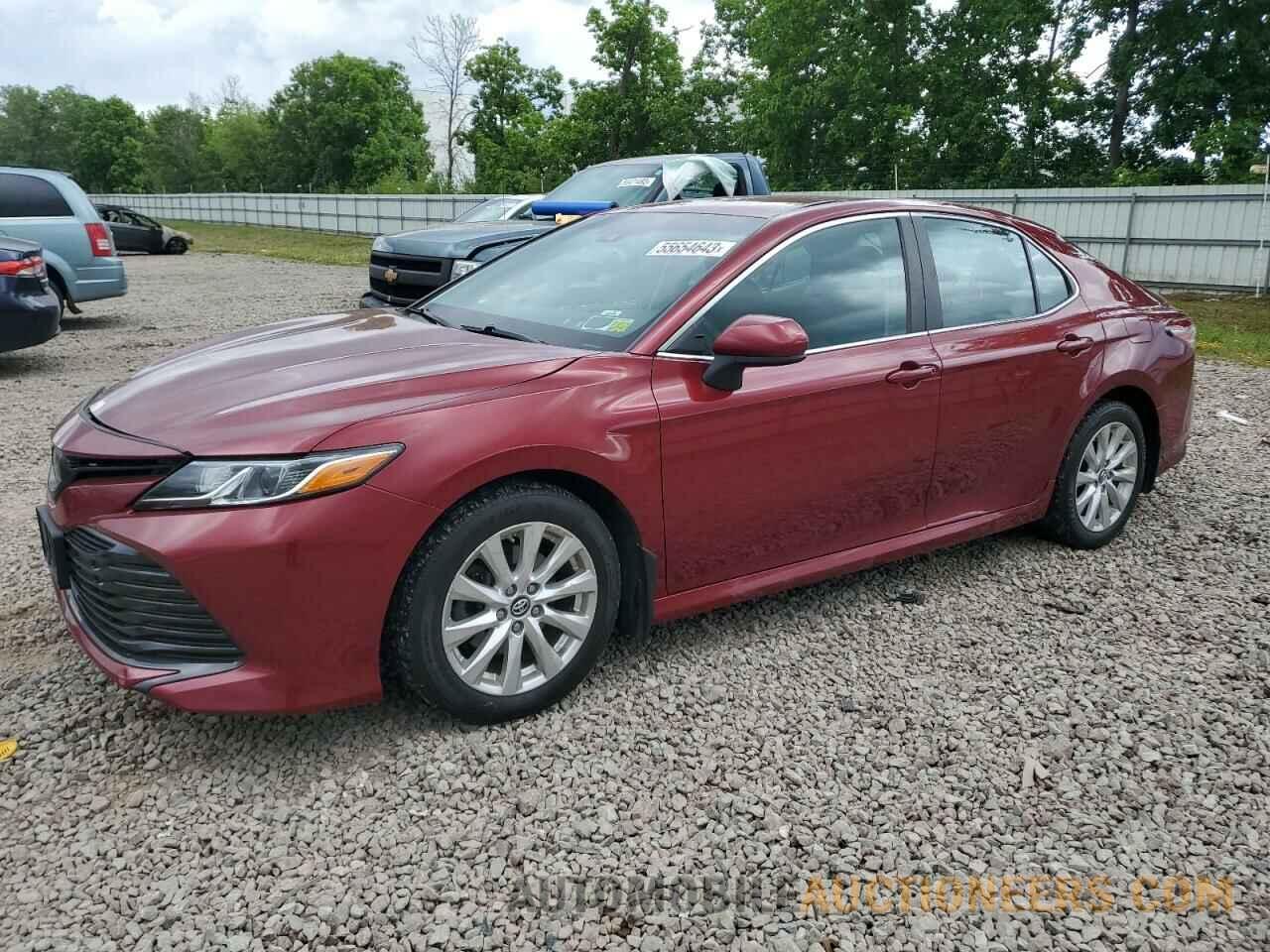 4T1B11HK9JU630364 TOYOTA CAMRY 2018