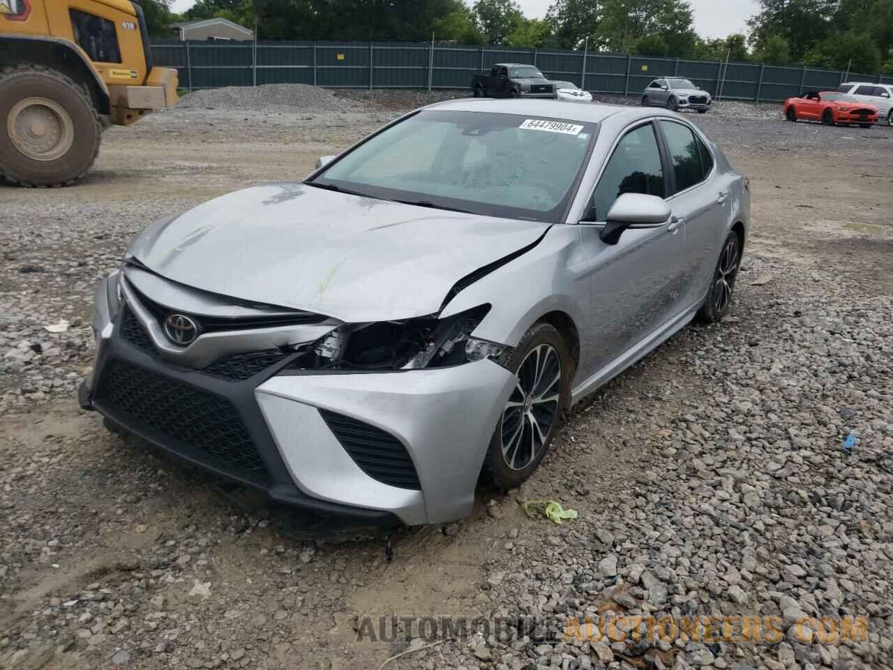 4T1B11HK9JU634088 TOYOTA CAMRY 2018