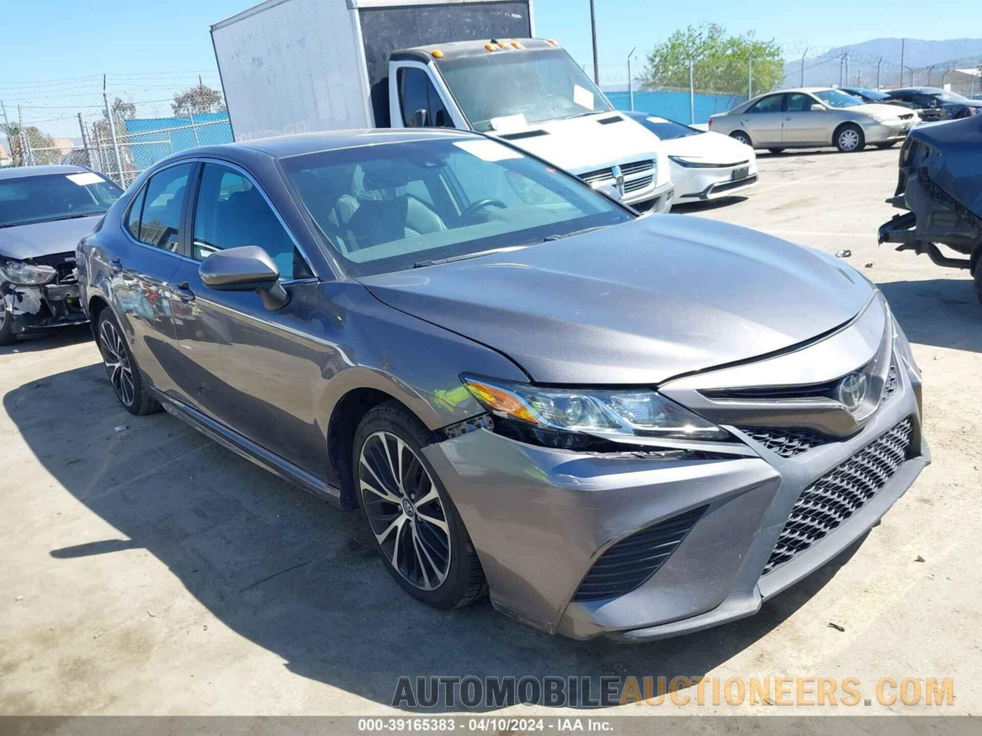 4T1B11HK9JU634253 TOYOTA CAMRY 2018