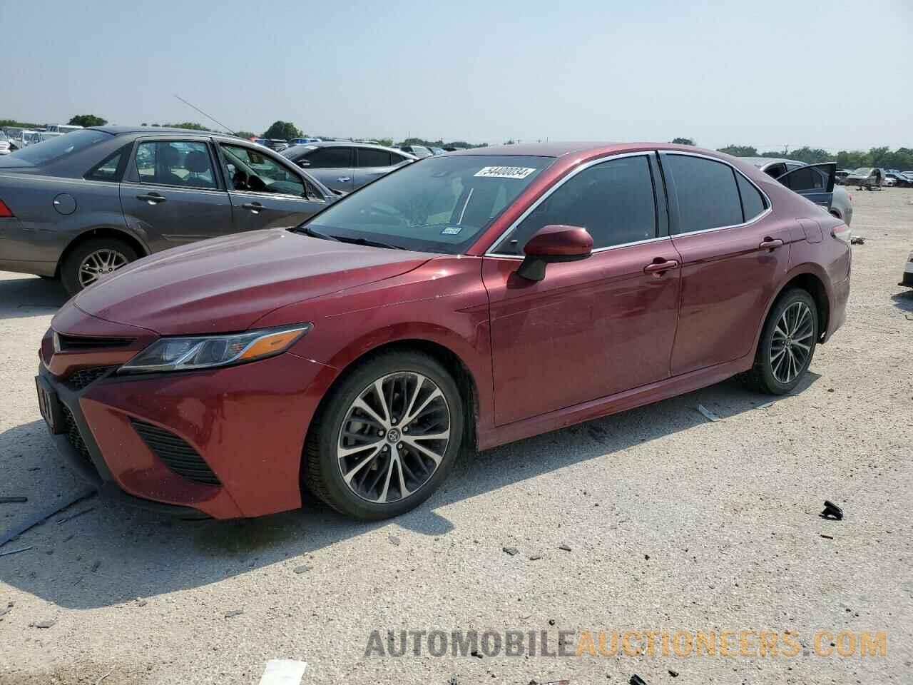 4T1B11HK9JU645172 TOYOTA CAMRY 2018