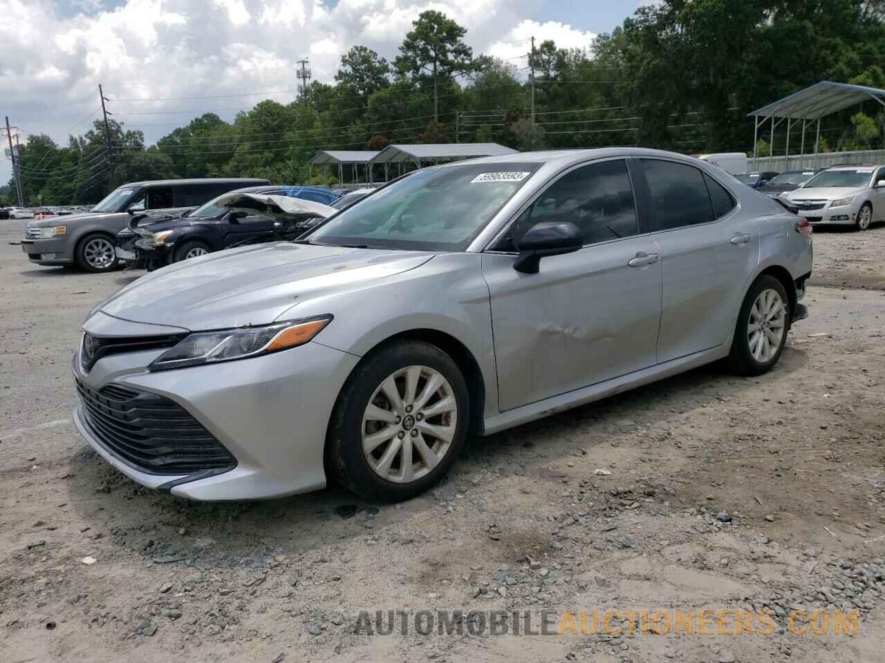 4T1B11HK9JU646287 TOYOTA CAMRY 2018