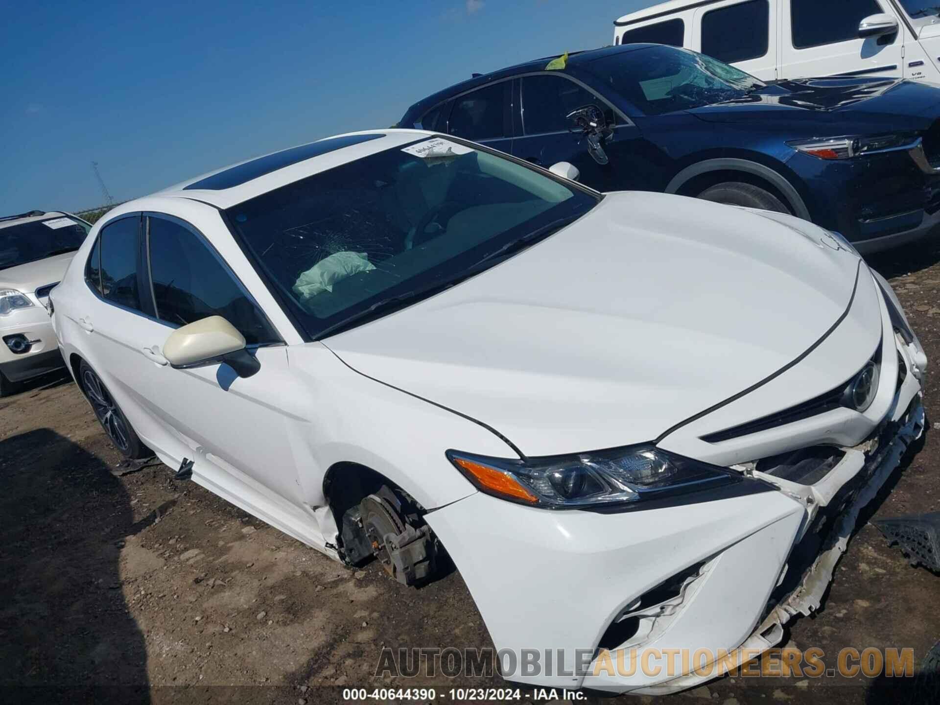 4T1B11HK9JU666104 TOYOTA CAMRY 2018