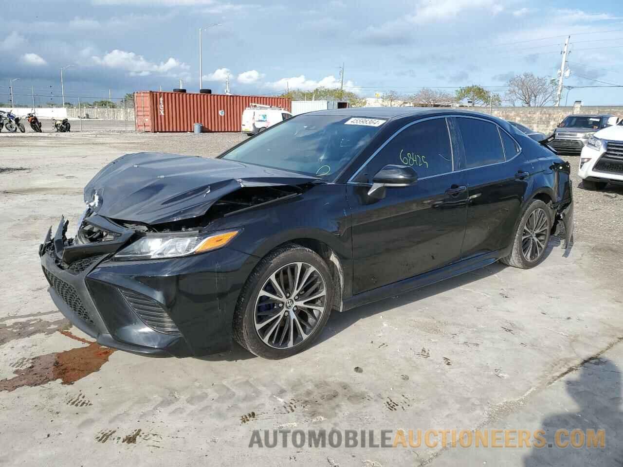 4T1B11HK9JU669438 TOYOTA CAMRY 2018