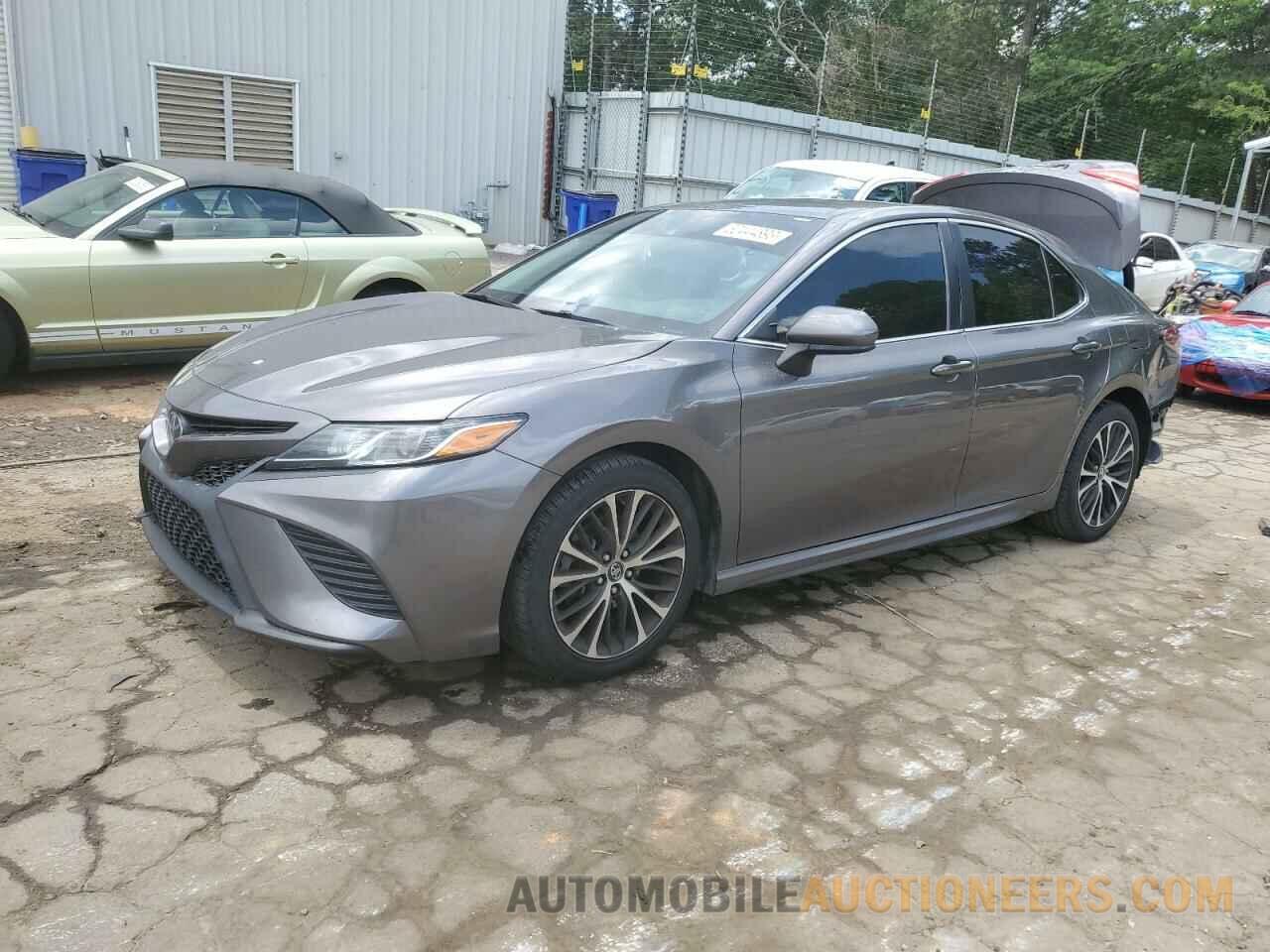 4T1B11HK9KU163514 TOYOTA CAMRY 2019