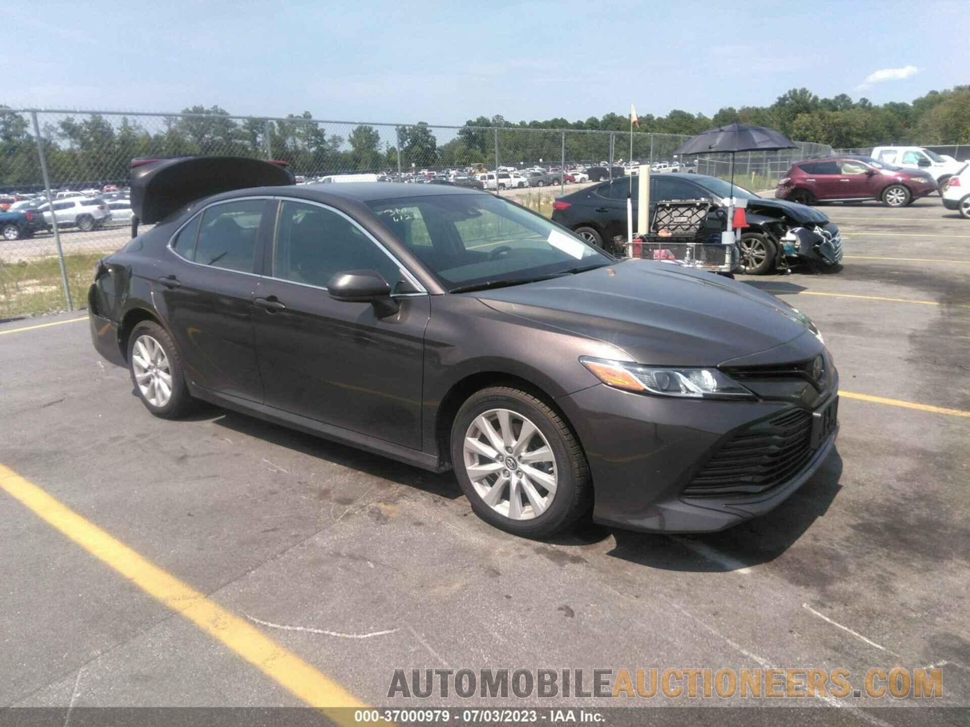 4T1B11HK9KU177557 TOYOTA CAMRY 2019