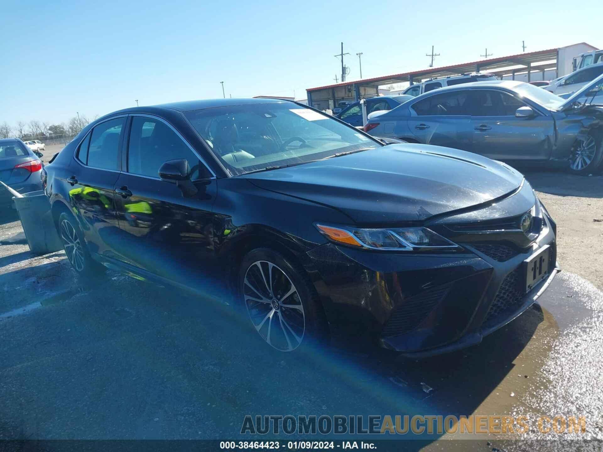 4T1B11HK9KU189059 TOYOTA CAMRY 2019