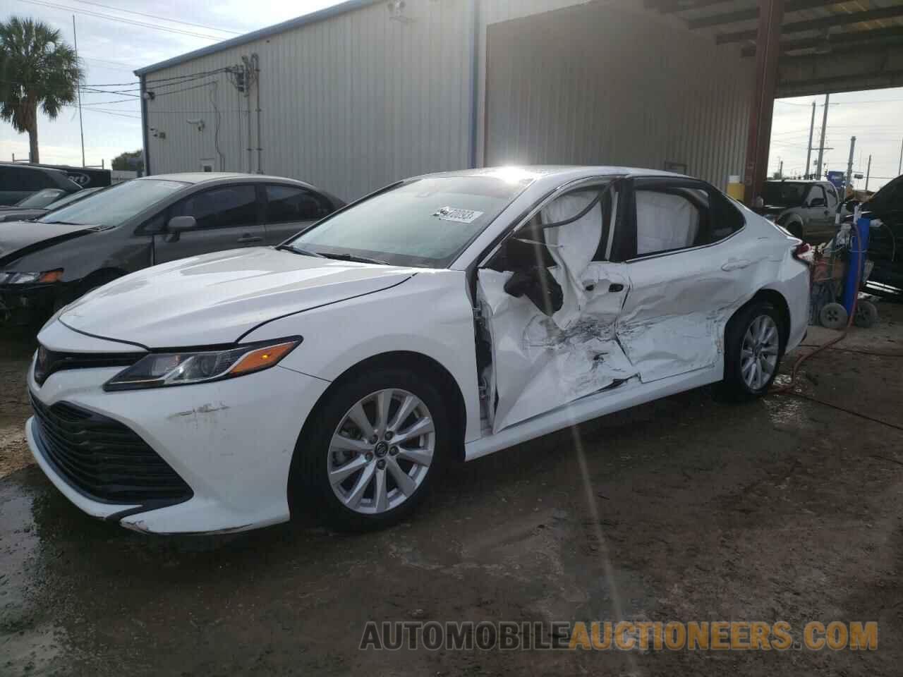 4T1B11HK9KU206152 TOYOTA CAMRY 2019