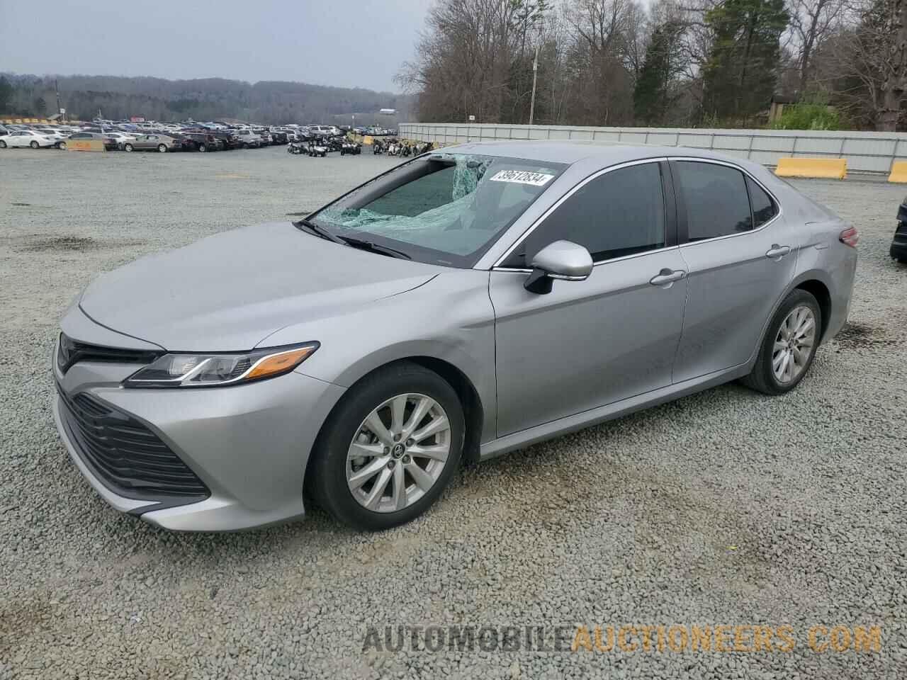 4T1B11HK9KU206393 TOYOTA CAMRY 2019