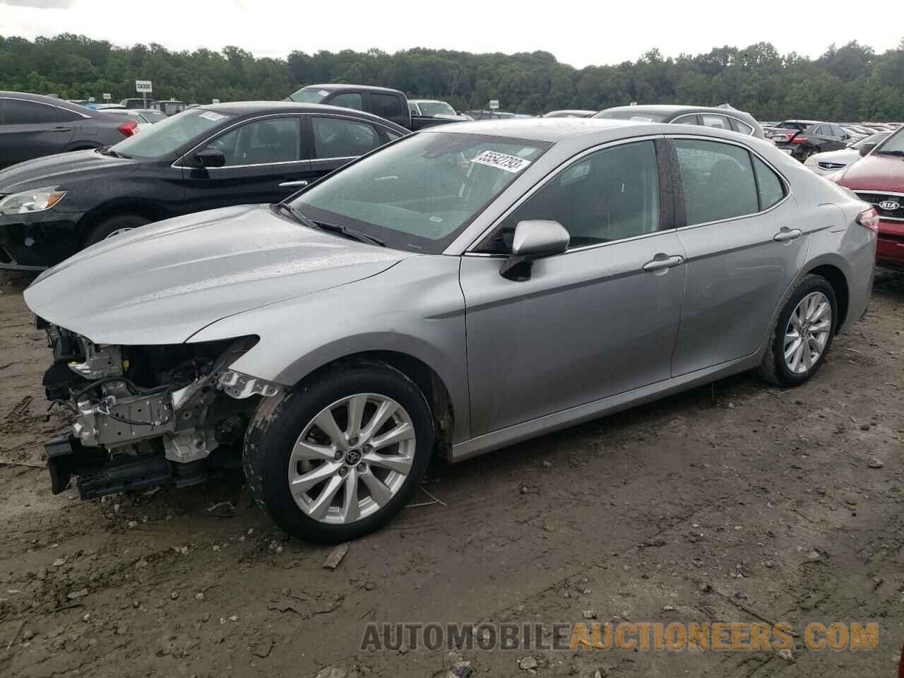 4T1B11HK9KU220293 TOYOTA CAMRY 2019