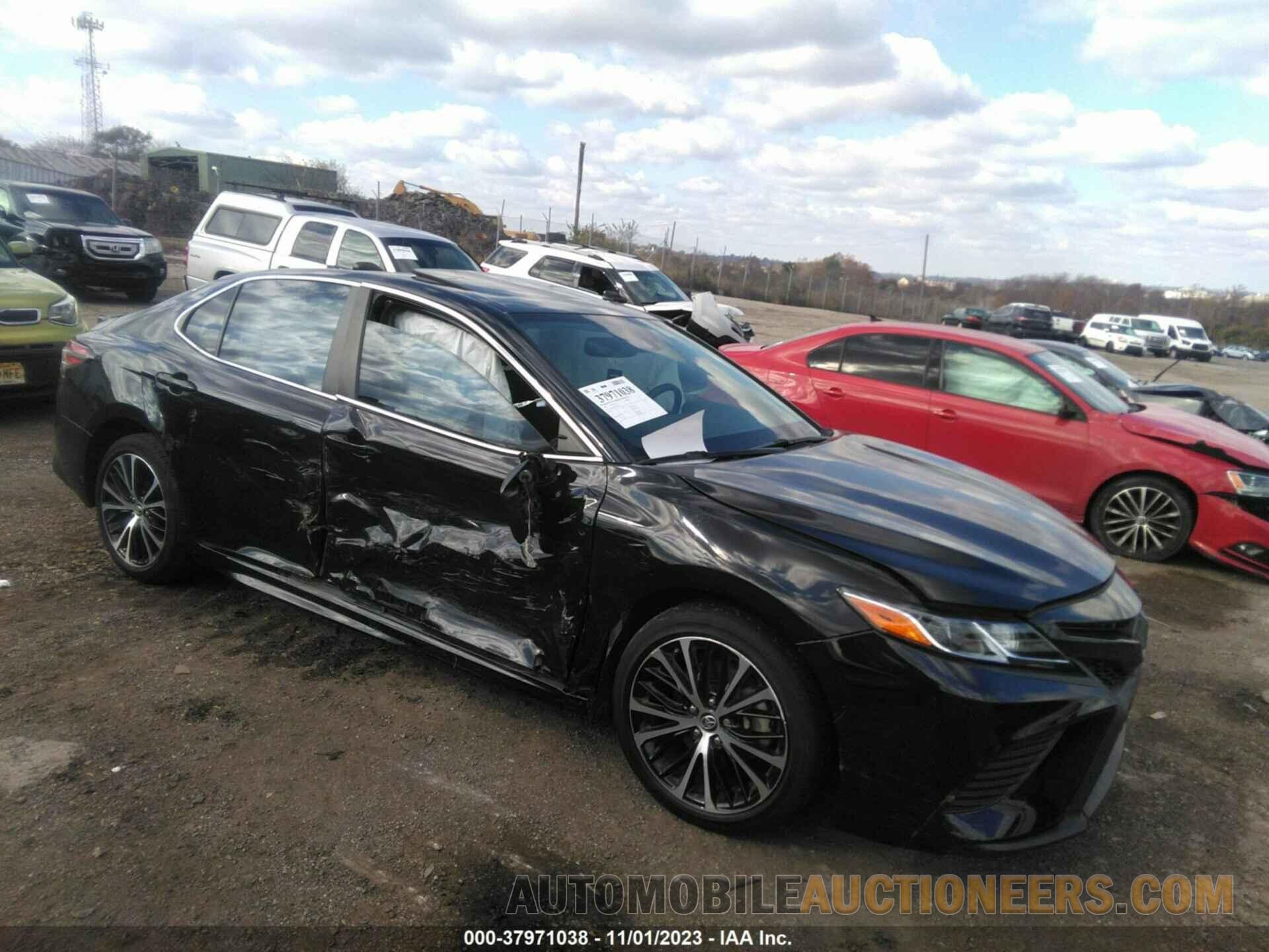 4T1B11HK9KU223677 TOYOTA CAMRY 2019