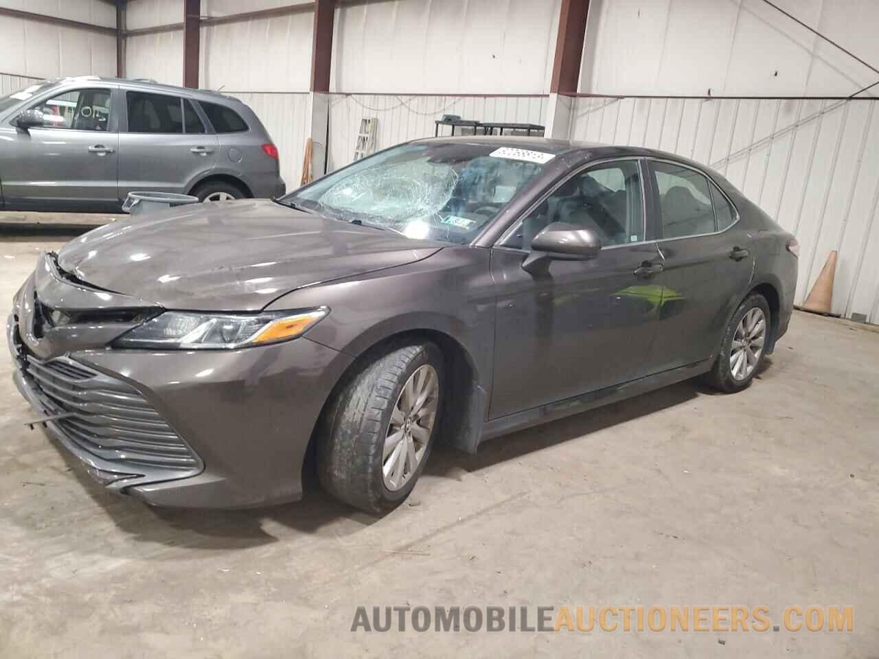 4T1B11HK9KU230130 TOYOTA CAMRY 2019