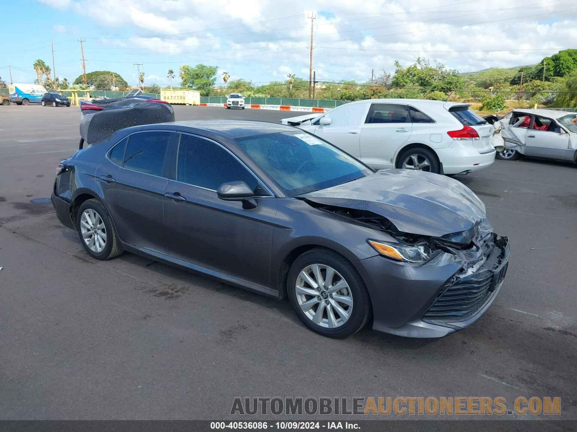 4T1B11HK9KU235702 TOYOTA CAMRY 2019