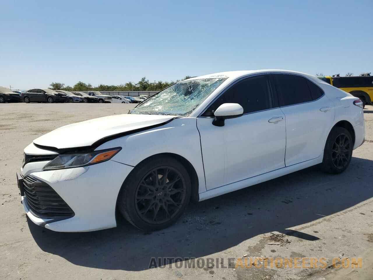 4T1B11HK9KU242178 TOYOTA CAMRY 2019