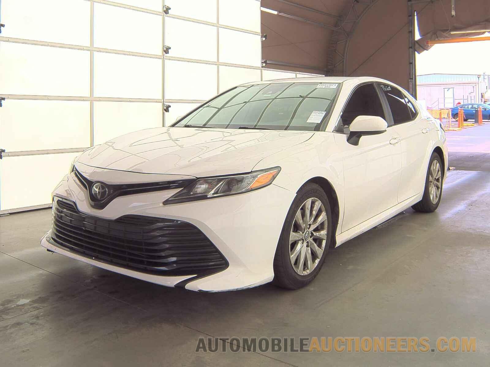 4T1B11HK9KU243248 Toyota Camry 2019