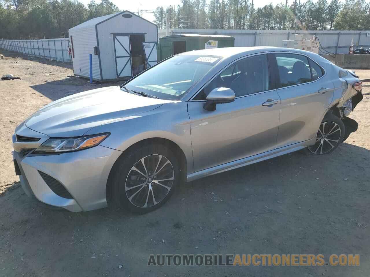 4T1B11HK9KU256016 TOYOTA CAMRY 2019