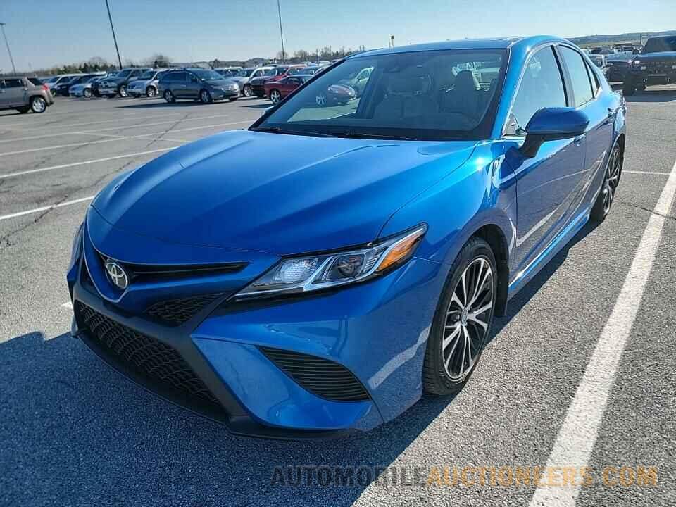 4T1B11HK9KU263323 Toyota Camry 2019