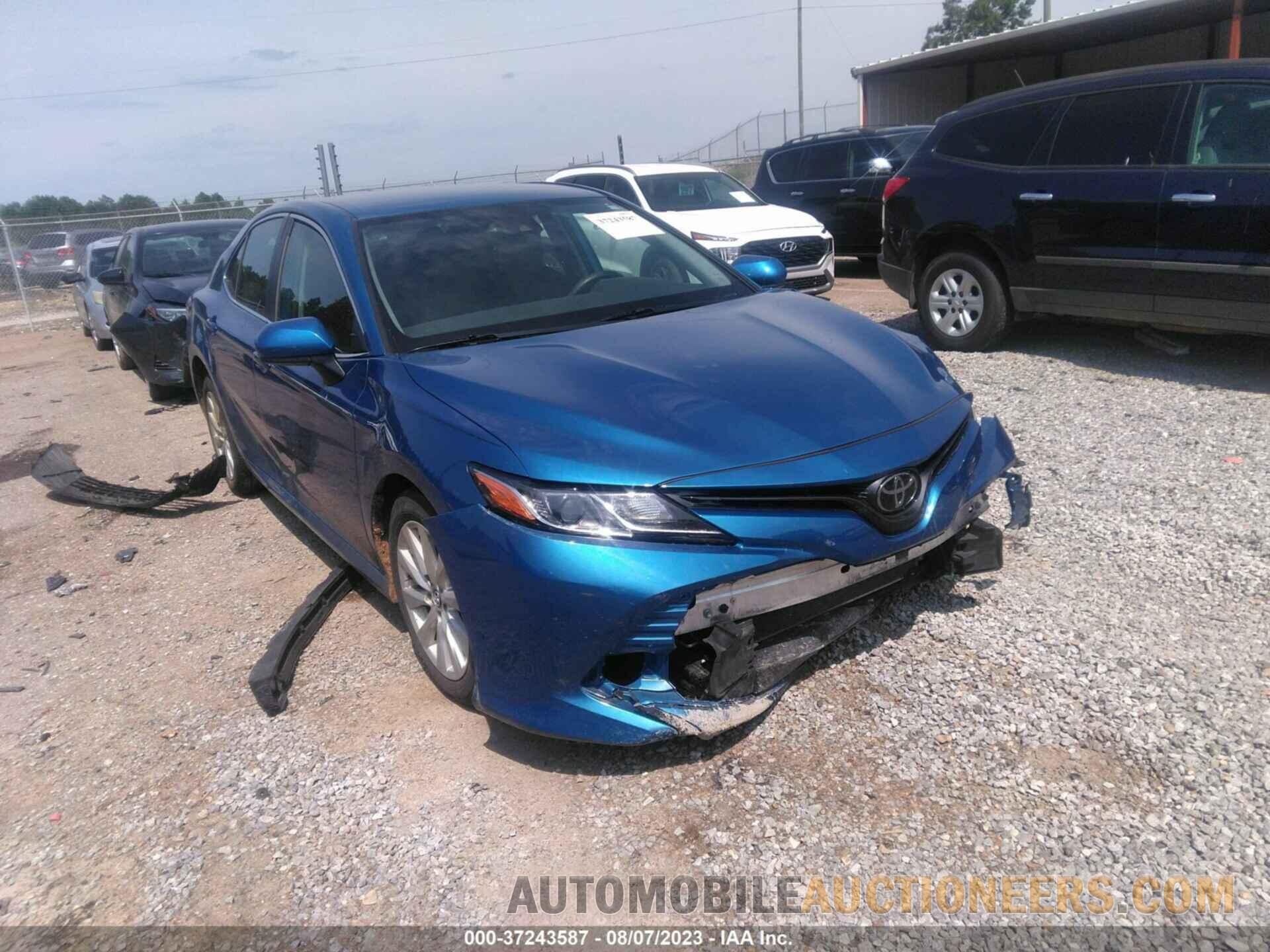 4T1B11HK9KU265136 TOYOTA CAMRY 2019