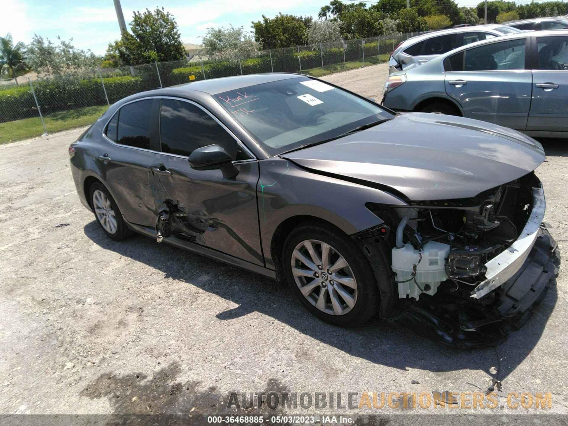 4T1B11HK9KU267100 TOYOTA CAMRY 2019