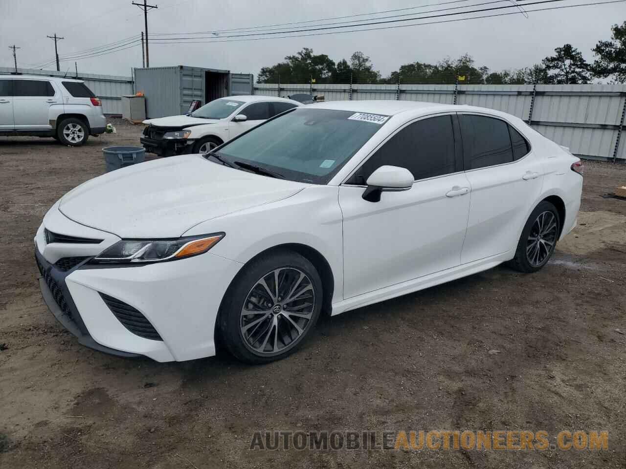 4T1B11HK9KU272880 TOYOTA CAMRY 2019