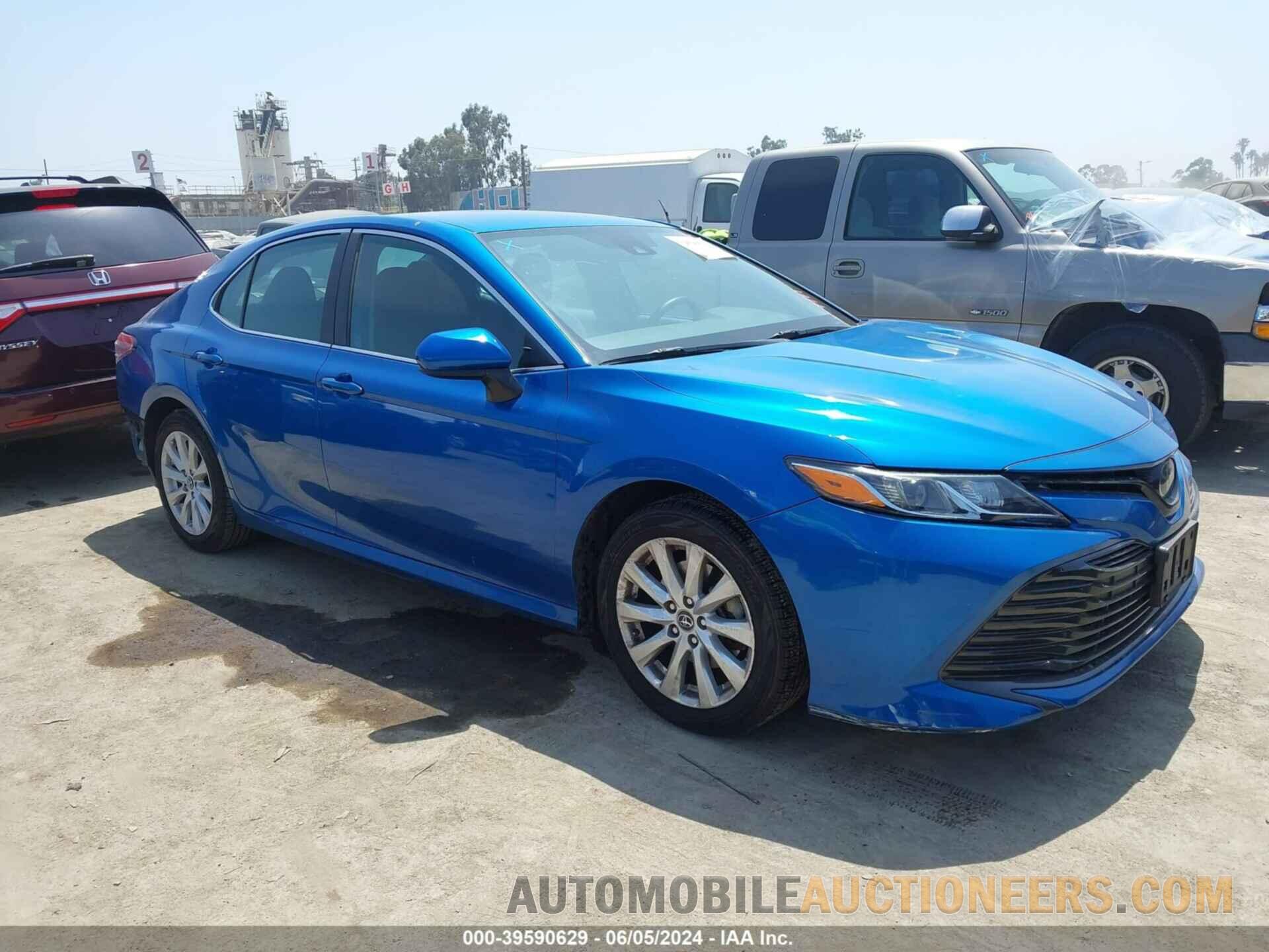 4T1B11HK9KU275584 TOYOTA CAMRY 2019