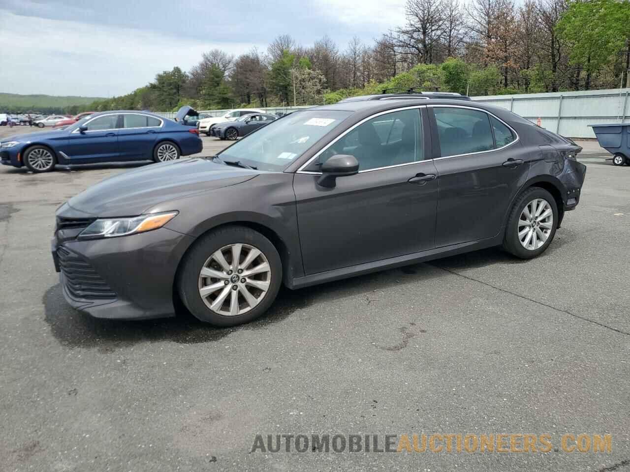 4T1B11HK9KU679677 TOYOTA CAMRY 2019