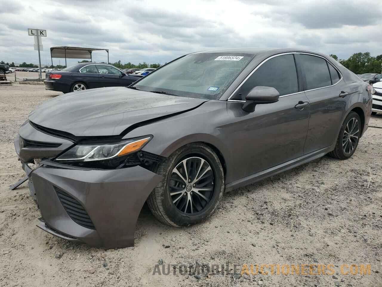 4T1B11HK9KU688072 TOYOTA CAMRY 2019